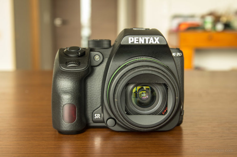 Pentax-K-70 - kamera terbaik terbaru untuk pemula