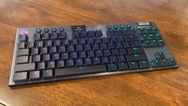 Logitech G915 TKL