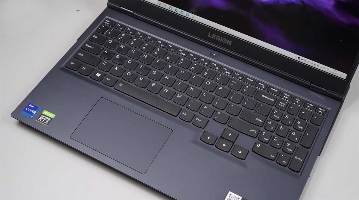 Lenovo-Legion-5i-keyboard-touchpad